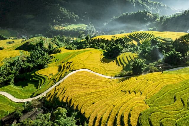 DETAILED 3 DAYS 2 NIGHTS SAPA TOUR ITINERARY