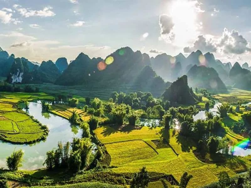 Getting to Cao Bang from Hanoi: Bus, Car, Motorbike Guide