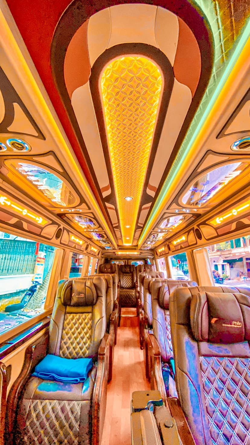 Limousine image 3
