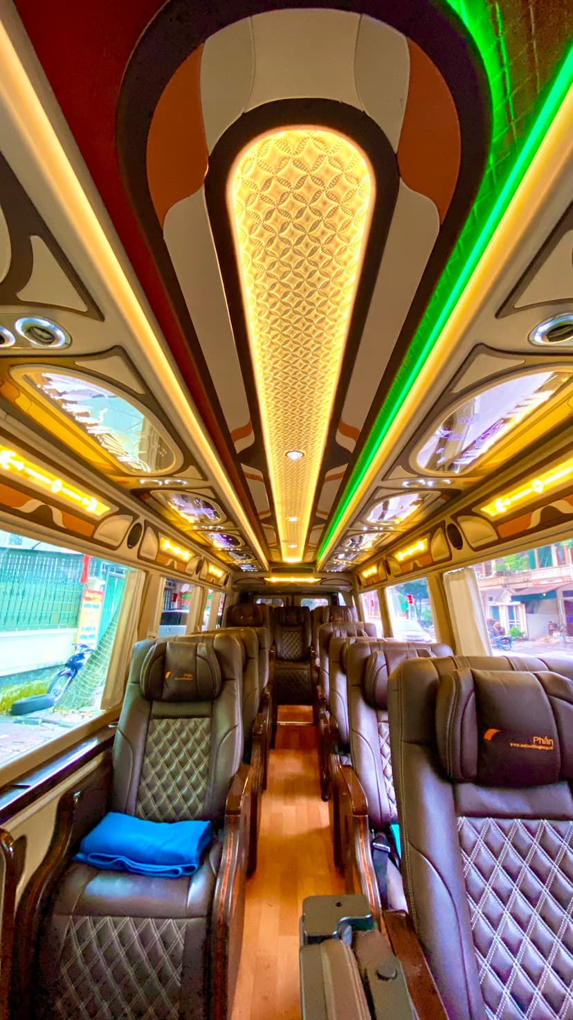 Limousine image 4