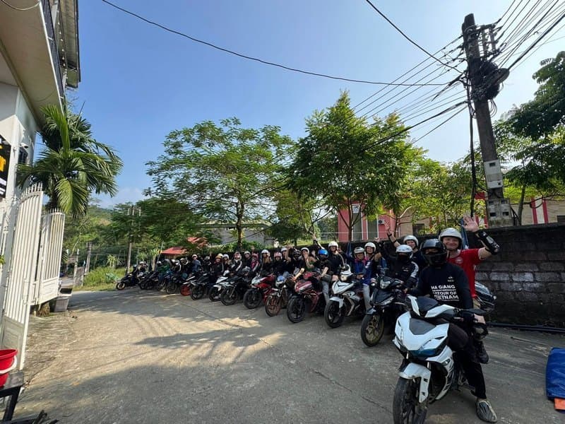 Local Easy Rider in Ha Giang: Explore Northern Vietnam with Experienced Local Guides